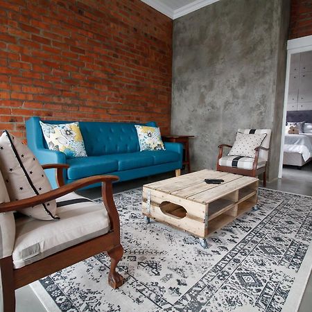Rustic Retreat Apartment In Durbanville Zewnętrze zdjęcie
